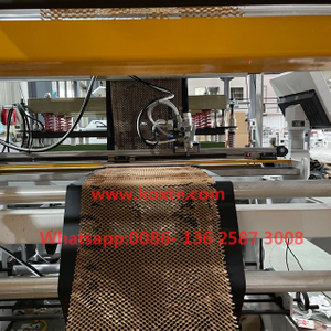 China UPS DHL Fedex Honeycomb Kraft Paper Express Courier Bag Making Machine