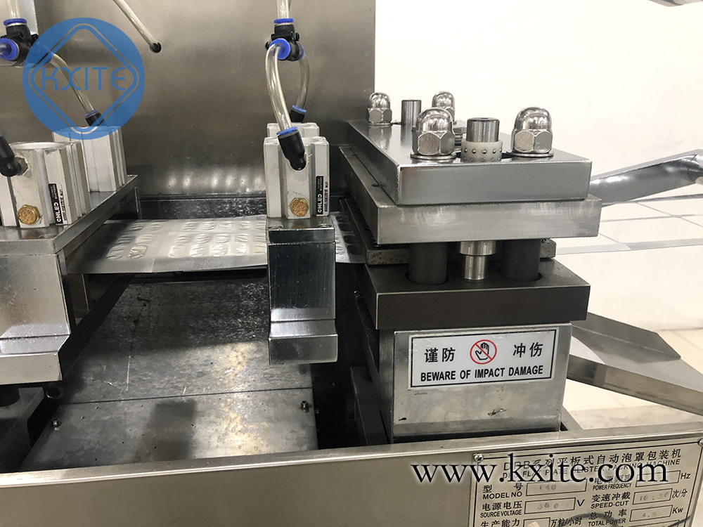 OEM Automatic Surprise Plastic Egg Joy Egg with Toys Chocolate Cream Forming Filling Sealing Blister Packing Machine